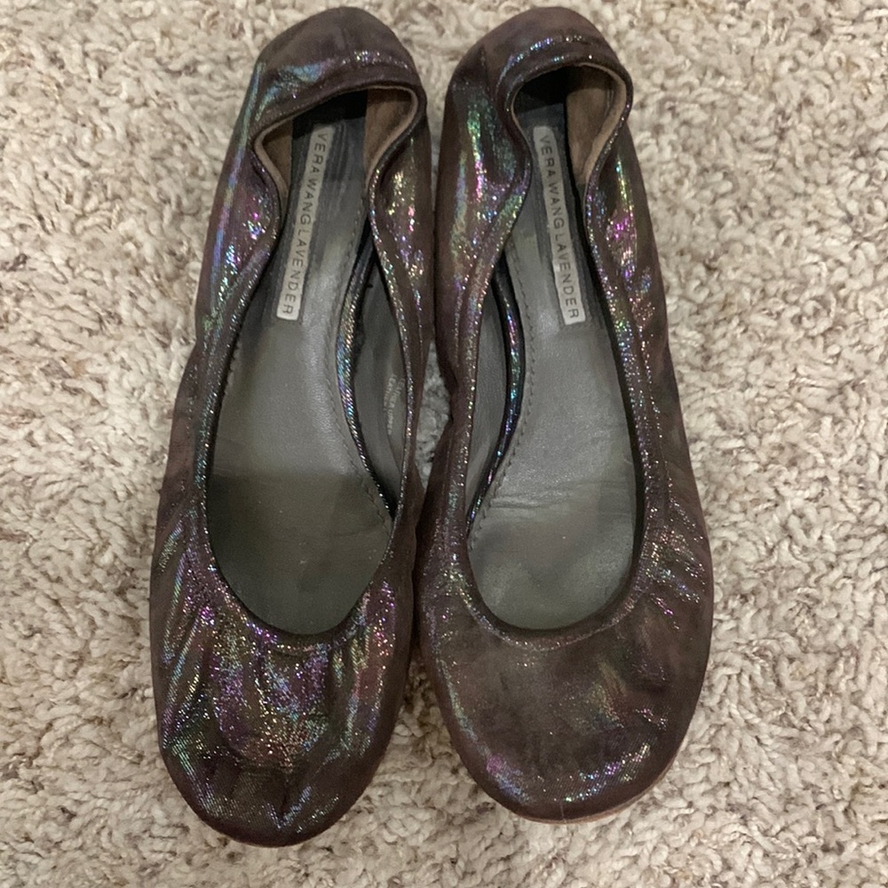 Vera Wang Lavendar Flats Size 8